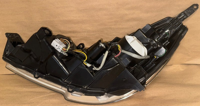 2010-2012 Subaru Legacy Right Headlight Halogen OEM 84001AJ00F