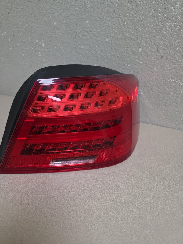 2011-2013 BMW 328i M3 Right Passenger Side Tail Light OEM Full LED