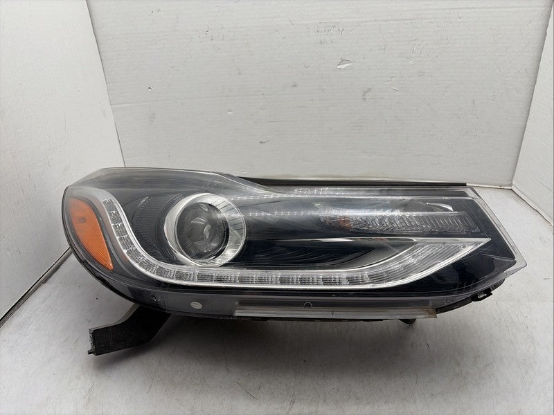 2017-2020 Chevy Trax Right Passenger Headlight OEM Halogen