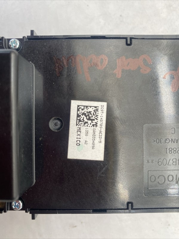 2015-2020 Ford Edge Power Seat Adjustment Control Switch Right Passeng