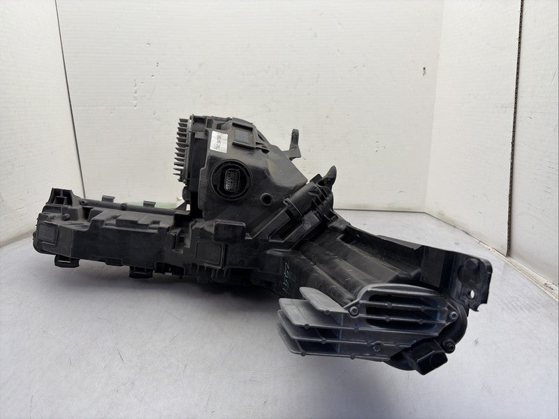 2019-2023 Cadillac XT4 Right Passenger Headlight OEM Full LED