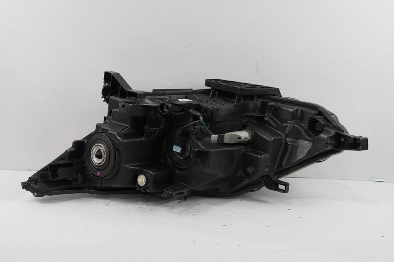 2017-2019 Nissan Rogue Sport Right Passenger Halogen Headlight OEM D1