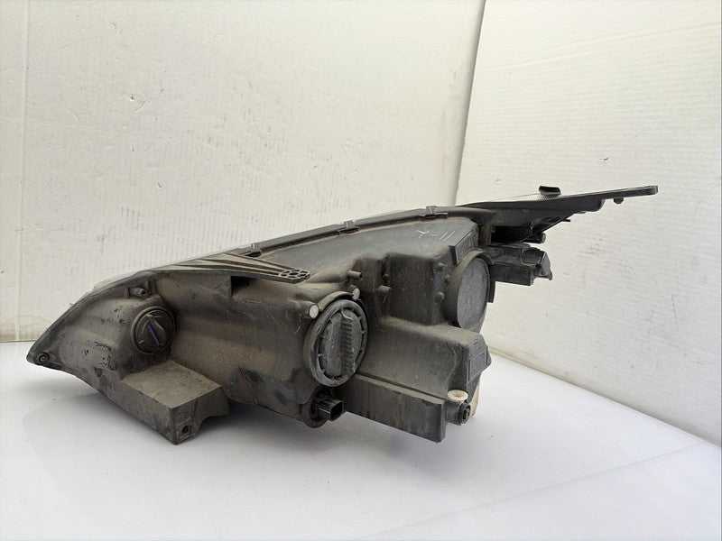 2016-2019 Chevy Volt Right Headlight OEM LED 84106558