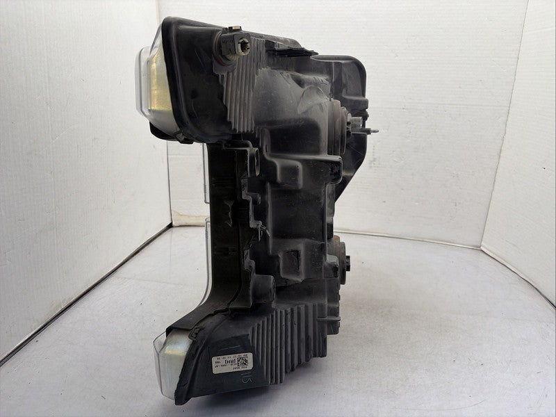 2017-2019 Ford F-250 Headlight Right RH Passenger OEM Halogen Lamp