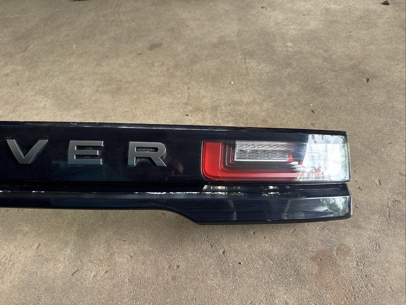 2018-2020 Range Rover Velar OEM LED Rear Center Tail Light