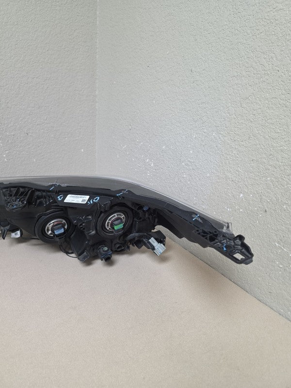 2023-2025 Nissan Sentra Right Side Headlight OEM Halogen Black Bezel