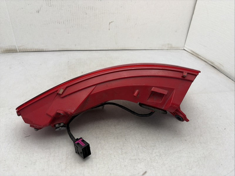 2015-2018 Porsche Macan Right Passenger Tail Light OEM LED 95B945096E
