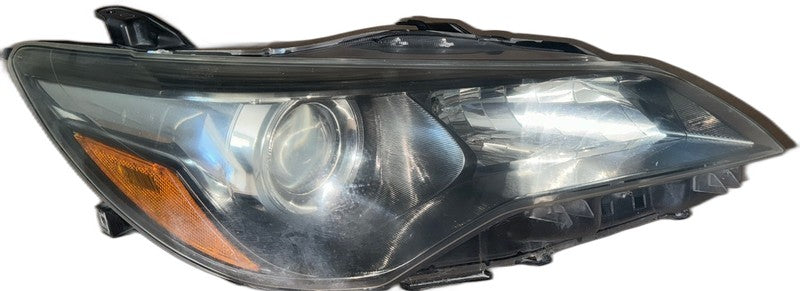 2015-2017 Toyota Camry Right Headlight Halogen OEM
