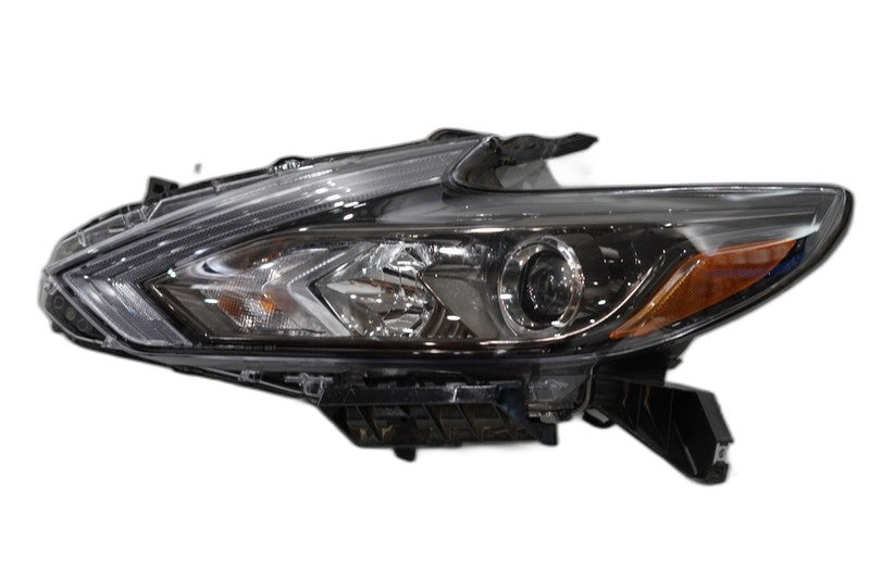 2016-2018 Nissan Altima Halogen Headlight - LEFT Driver Side OEM