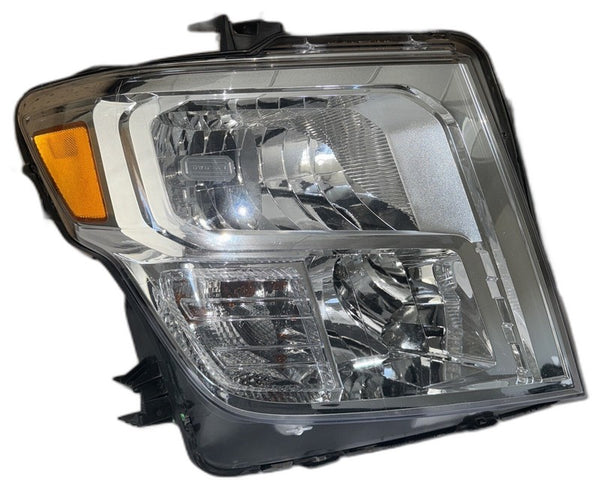 2016-19 Titan/Titan XD Headlight RH Passenger Halogen OEM