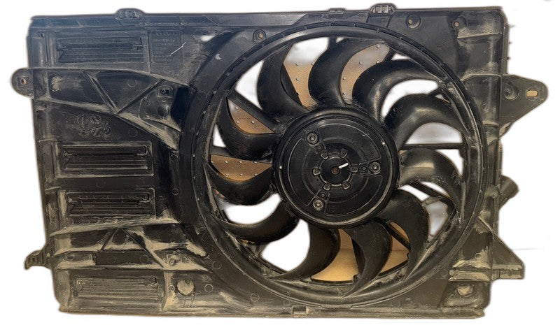 2016-2020 Chevy Malibu Engine Cooling Radiator Fan Assembly OEM