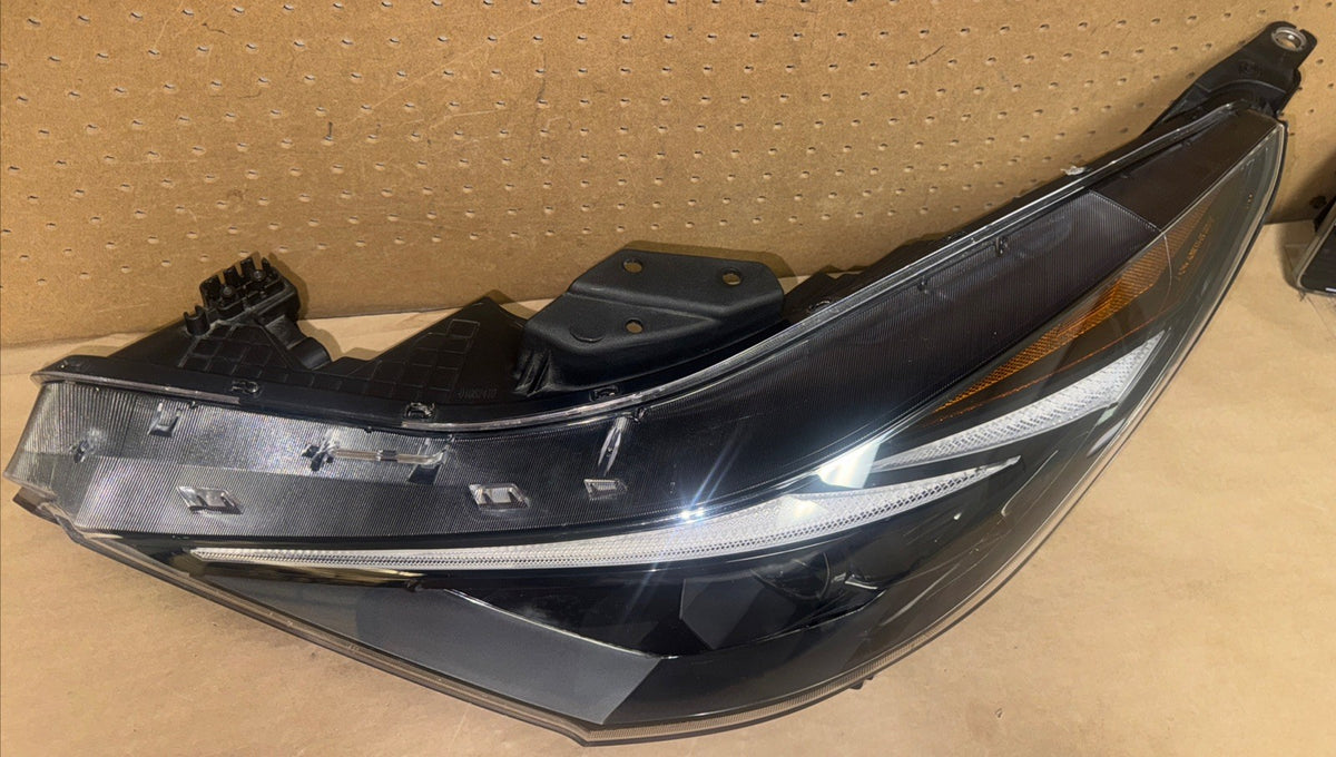2021-2023 Elantra Left Headlight Driver Side TYC 20-17738-00-9