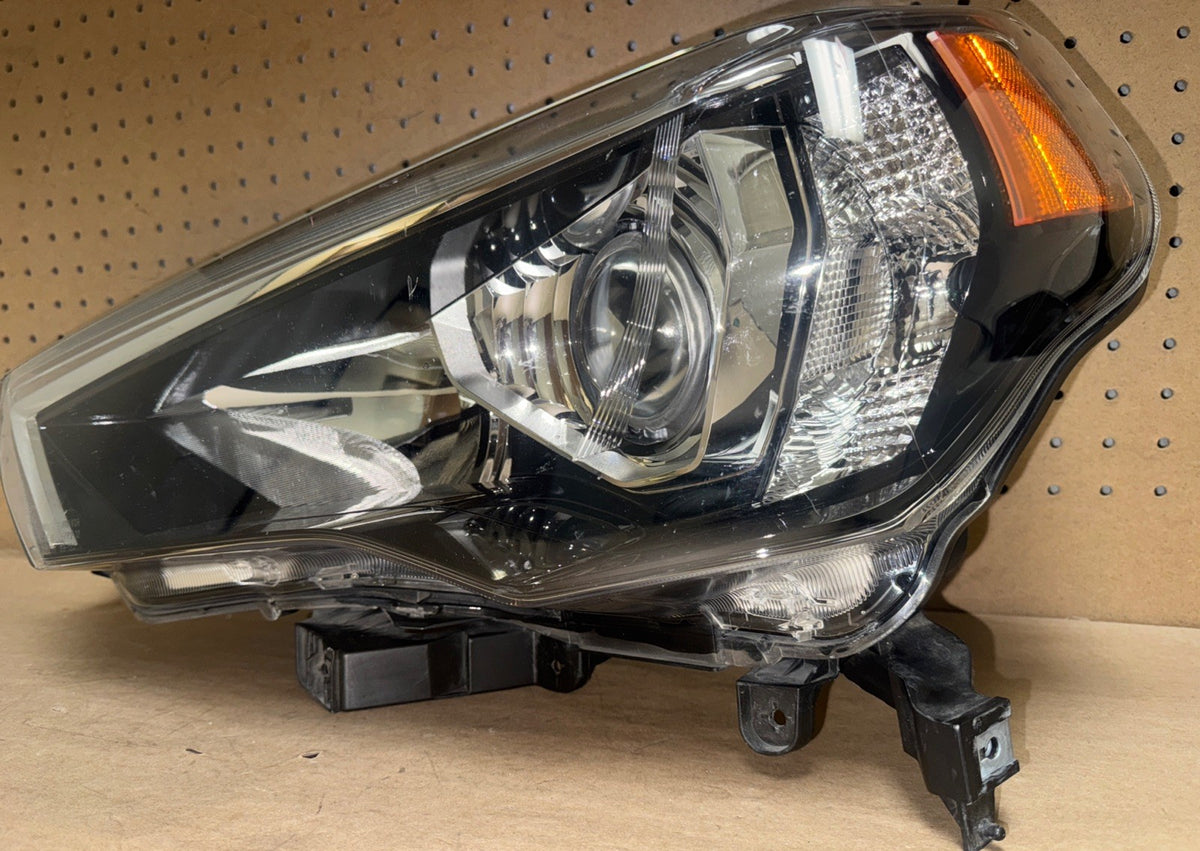 2014-2020 Toyota 4Runner Left Headlight Halogen OEM