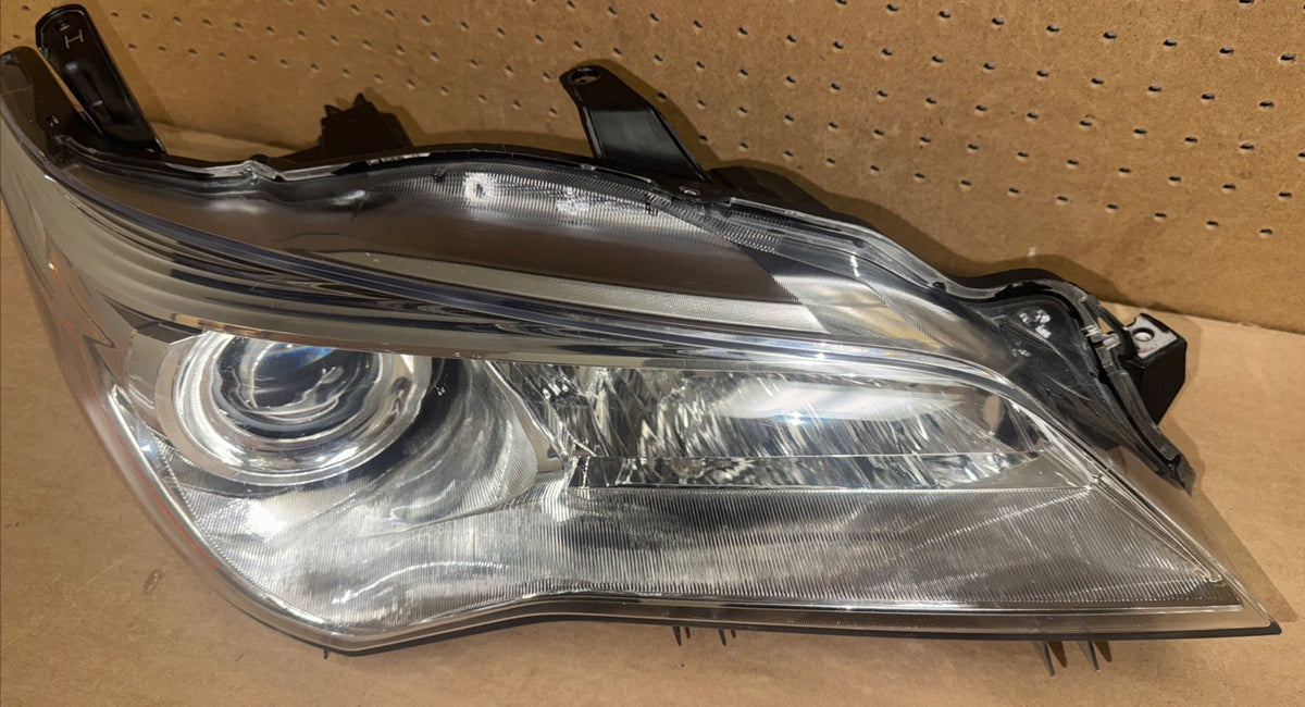 2015-17 Camry Halogen Headlight RH Passenger OEM