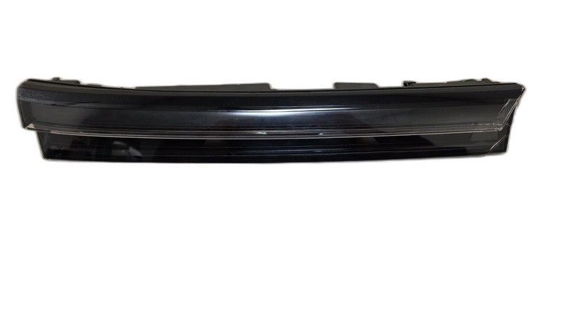 2025 Volkswagen Tiguan Front Right Upper Grill R-Line OEM No Running L