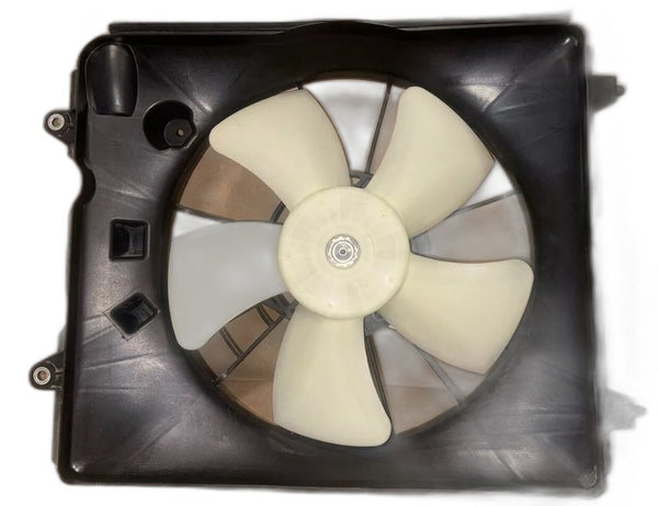 **15-16 Honda CR-V 2.4L AC Condenser Cooling Fan Assembly**