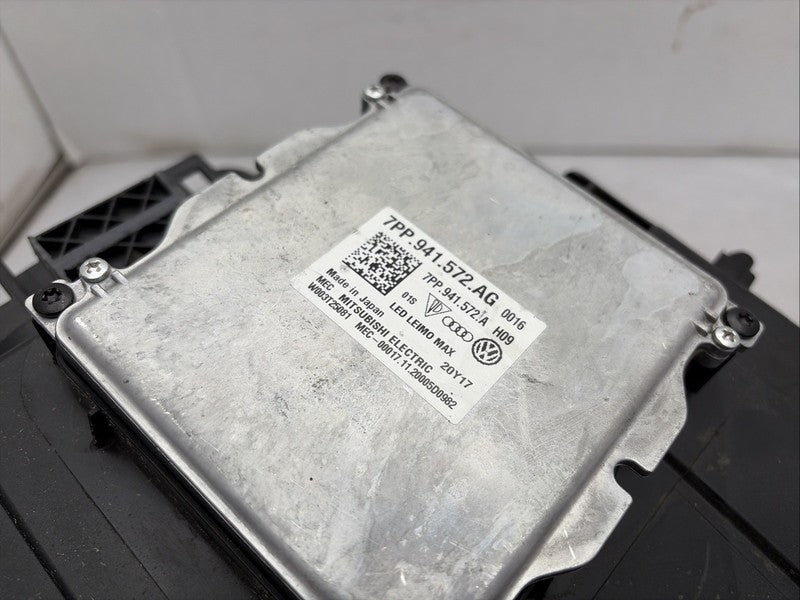 2019-2022 Porsche Macan Left Driver Headlight OEM LED 95B 941 009 AN