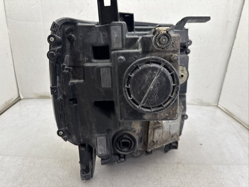 2016-2018 GMC Sierra 1500 Left Driver Headlight OEM Xenon HID 84046790