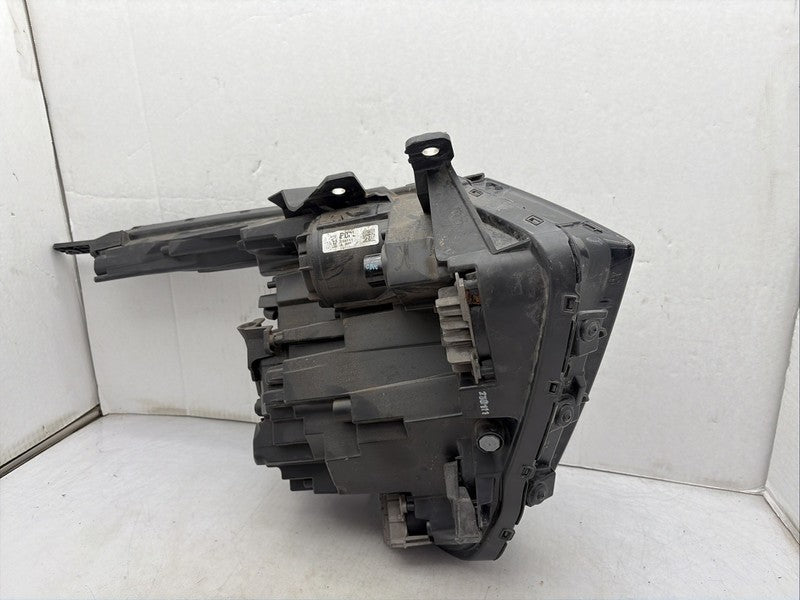2022-2024 Kia Sportage Left Driver OEM LED Headlight 92101-P1