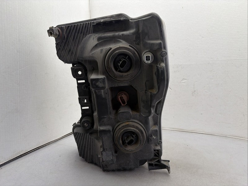 2017-2019 Ford F-250 Headlight Right RH Passenger OEM Halogen Lamp