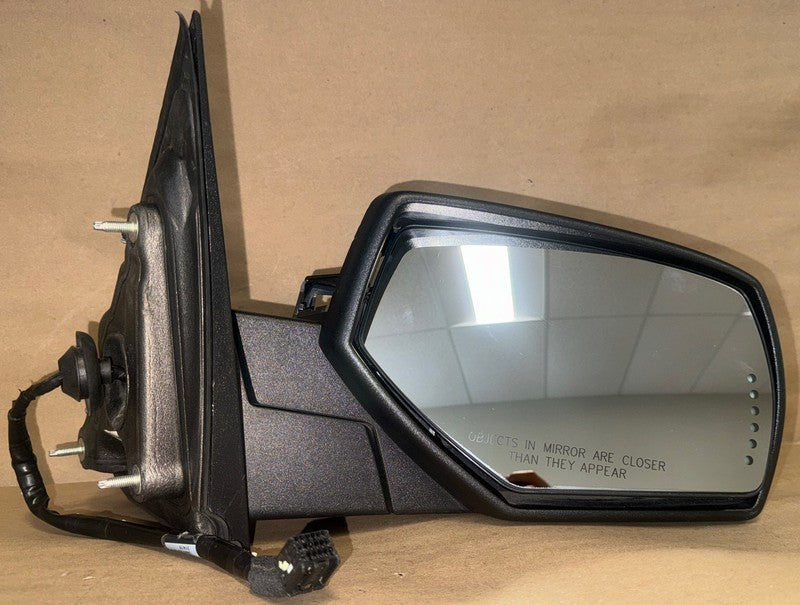 2014-2018 Silverado Sierra Right Door Mirror Signal OEM 23499472