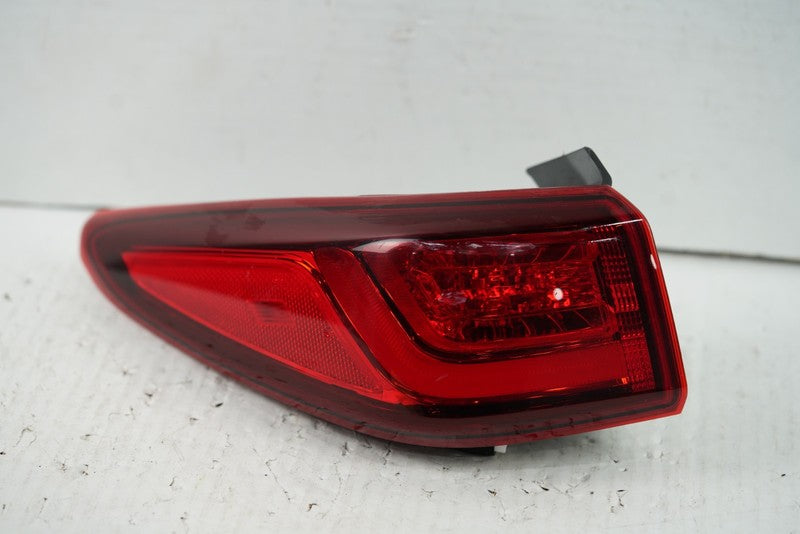 2018-2021 Hyundai Kona Tail Light Right Passenger OEM