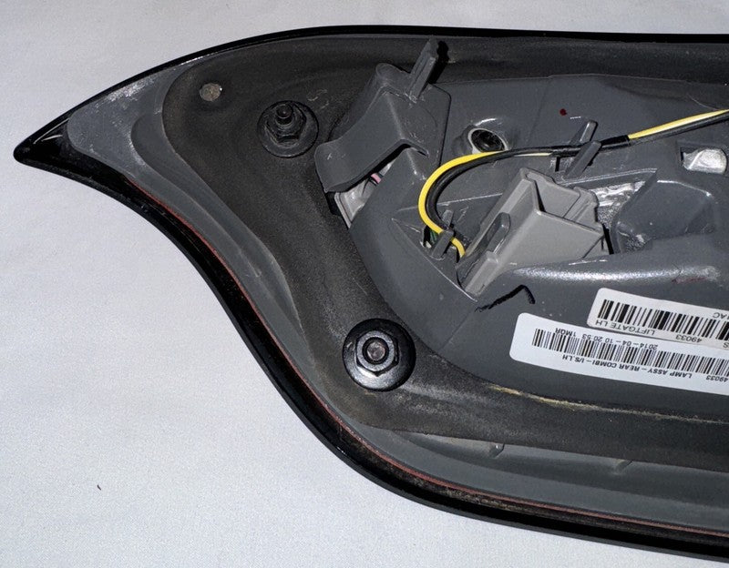 2014-2018 Jeep Cherokee Right Inner LED Tail Light OEM