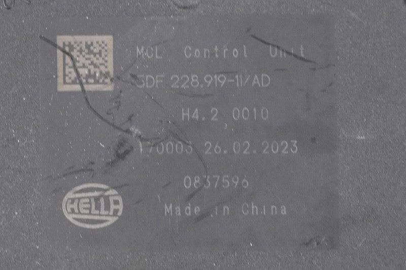 2022-2024 Chevy Equinox LED Headlight Module Control Unit 5DF-228-919-