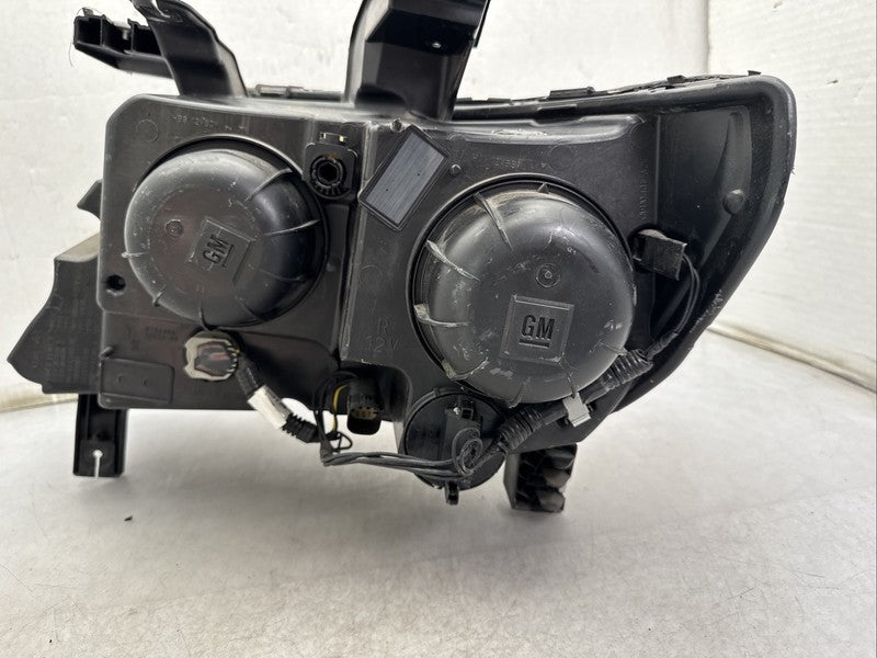 2017-2022 Chevy Colorado Right Passenger Headlight OEM Halogen 8470737
