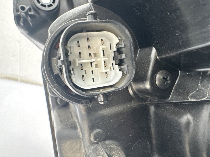 2023-2025 Hyundai Palisade Right RH Passenger OEM LED Headlight