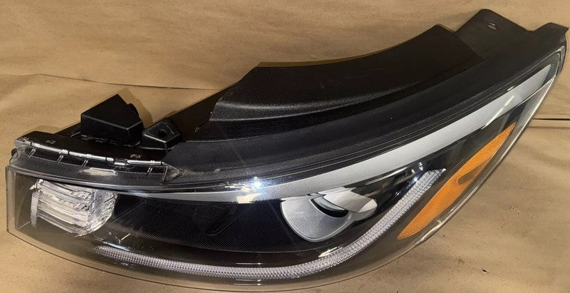 2015-2018 Kia Sedona Front Left Headlight OEM 92101-A9040 Driver Side
