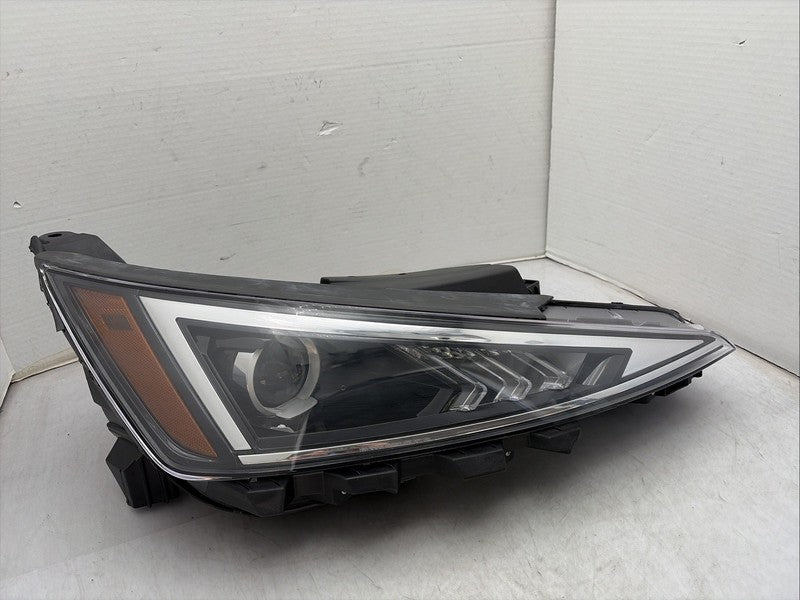 2019-2020 Hyundai Elantra Right RH Passenger Halogen Headlight