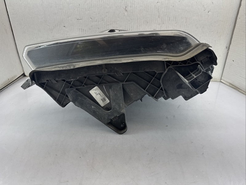 2019-2022 Chevy Silverado 1500 Left Driver Headlight OEM LED 84621850