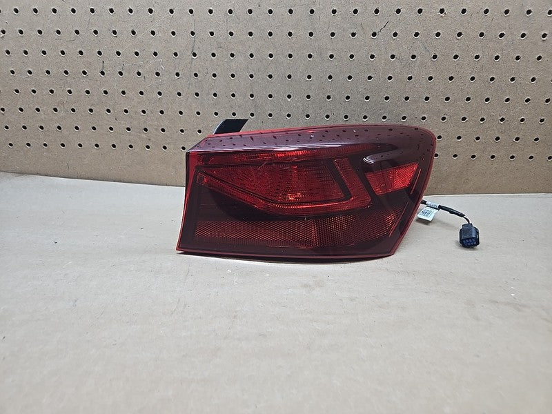 2019-2021 Kia Forte Tail Light RIGHT Halogen