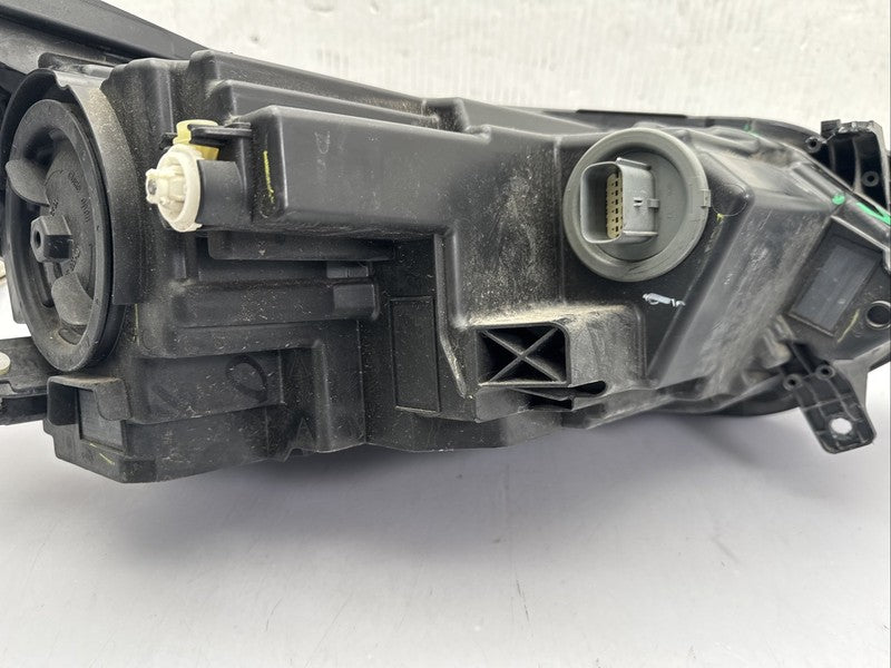 2018-2021 Chevy Equinox Right Passenger Headlight OEM Xenon HID