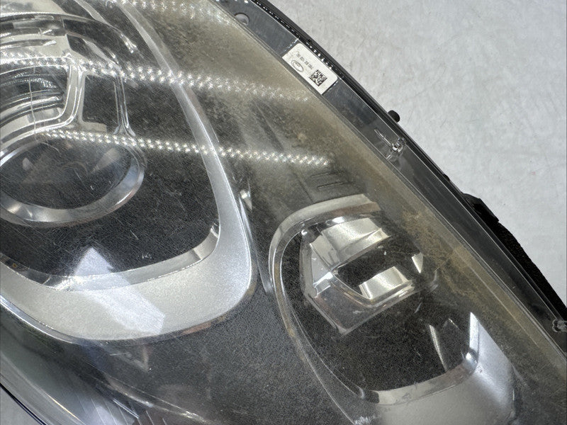 2015-2018 Porsche Macan Right Passenger Headlight OEM Xenon HID Lamp