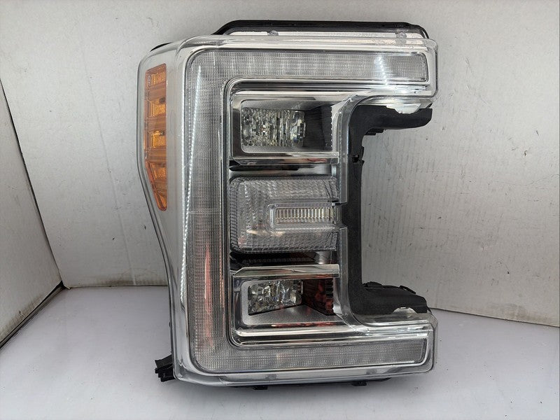 2017-2019 Ford F-250 Headlight Right Passenger OEM LED KC3B 13005 CB