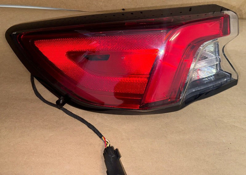 20-22 Ford Escape LED Tail Light Left Driver OEM LJ6B-13405-AG