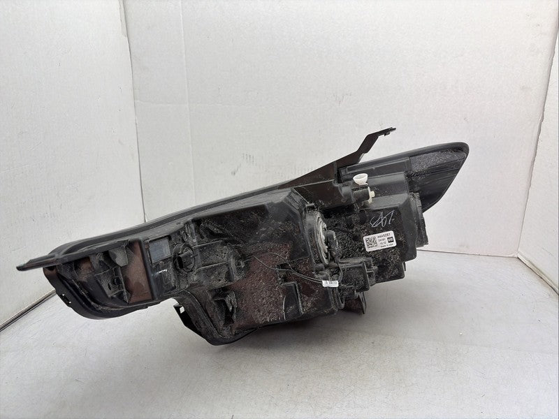 2023-2026 Chevy Colorado Right Passenger Headlight OEM 85045267