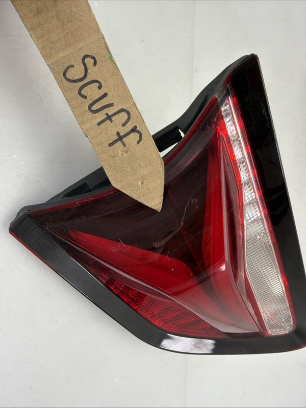 2019-2022 Chevrolet Blazer Left Tail Light LH Driver OEM LED 84587609