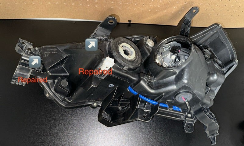2014-2017 Toyota 4Runner Headlight RIGHT Passenger Side