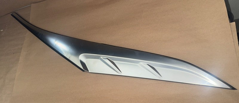 2022-2024 Hyundai Tucson Right C-Pillar Trim Chrome OEM 87860-N9000