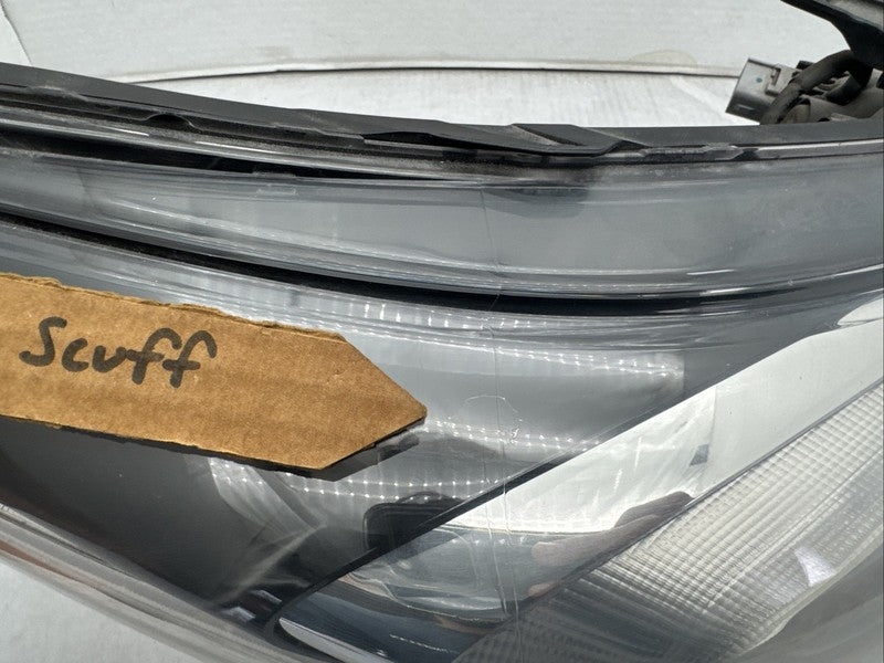 2014-2016 Subaru Forester Right Passenger OEM Halogen Headlight