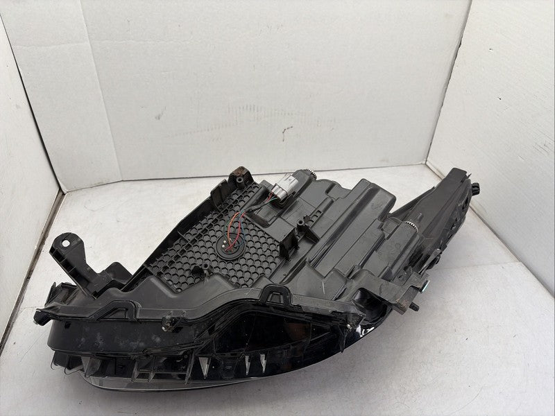 2020-2023 Toyota Highlander Headlight Passenger RH OEM LED Black