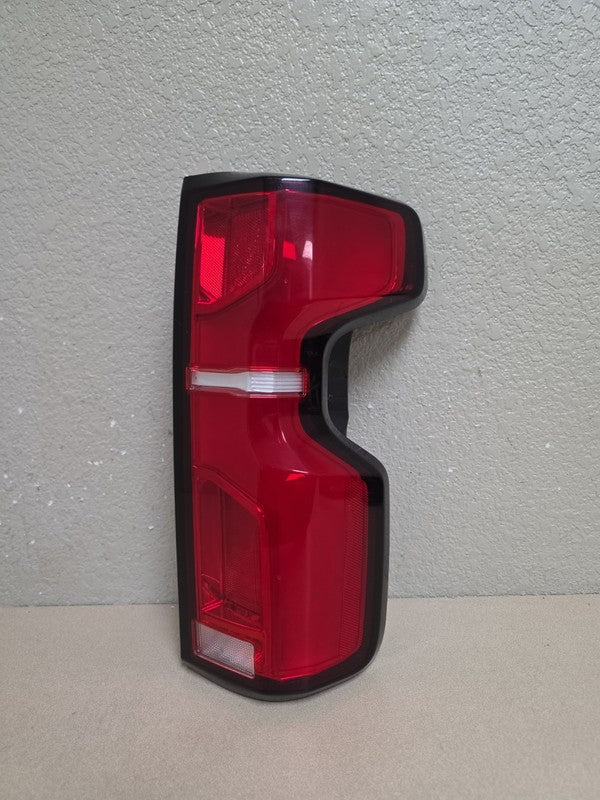 2024-2025 Chevy Silverado 2500 3500 HD Full LED Tail Light Right Passe