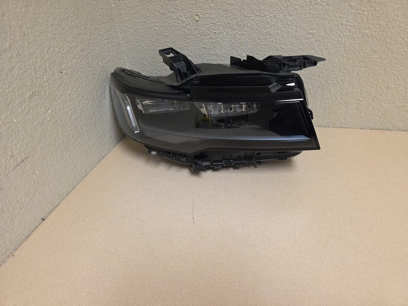 2021-2024 Cadillac Escalade Right Headlight OEM 84950149