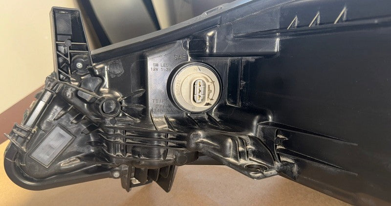 2021-2023 Nissan Kicks Right Halogen Headlight OEM