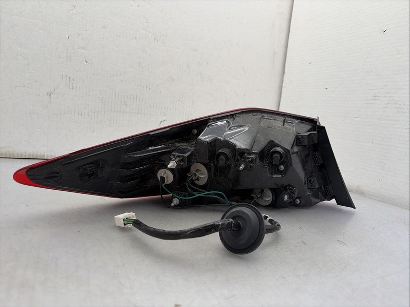 2019-2020 Hyundai Elantra Right Tail Light RH Halogen TYC