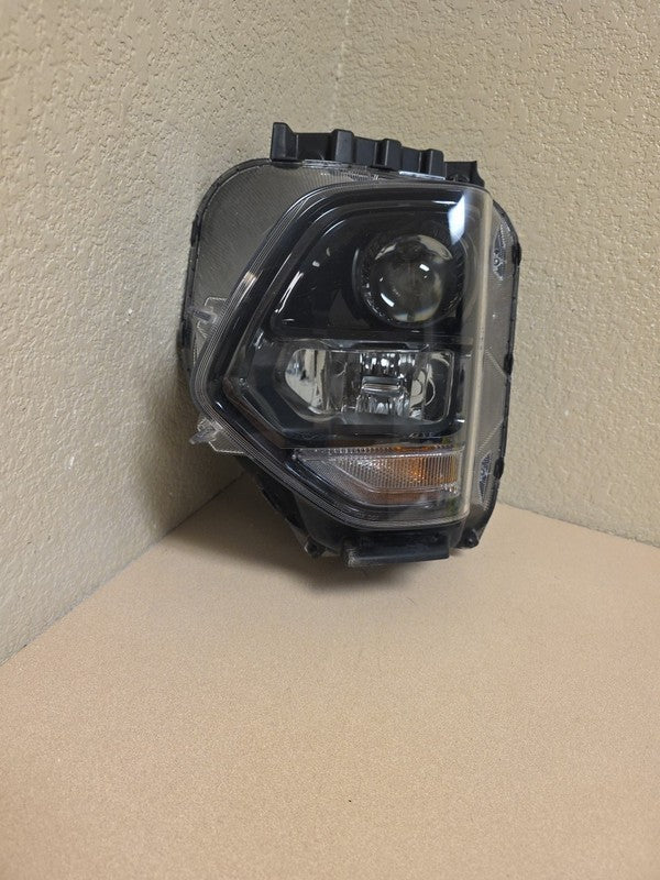 2019-2020 Hyundai Santa Fe Left Driver Side Halogen Headlight