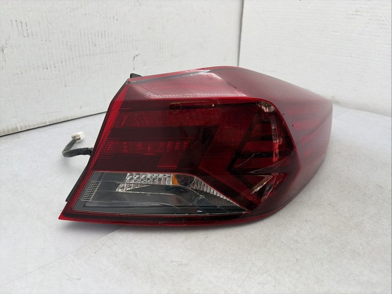 2019-2020 Hyundai Elantra Right Tail Light RH Halogen TYC